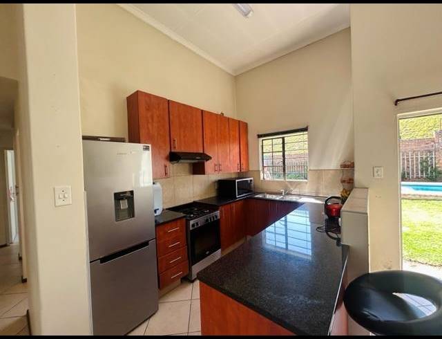 3 BEDROOM TOWNHOUSE FOR SALE IN ELANDSHAVEN